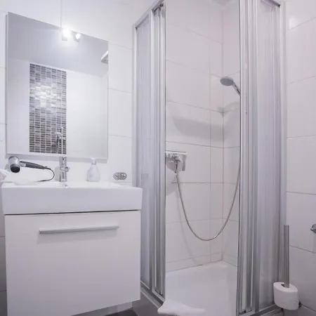 Welcome In - Kleine Auszeit - Centrum Met Balkon